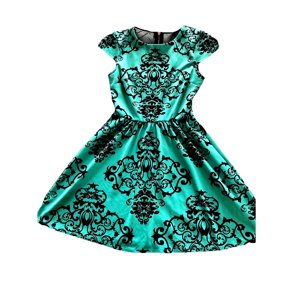 B. Darlin Aqua & Black Geometric A Line Mini Good Condition Extra Small Zip Back